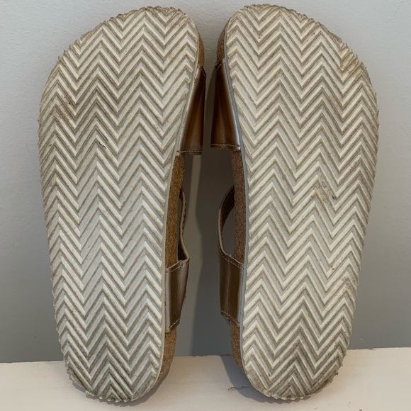 H&M toddler/girls blush gold sandals. Size 9.5 - Picture 9 of 9